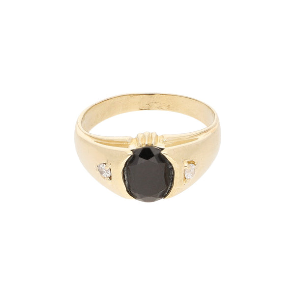 Anillo tipo sello con sintéticos en oro amarillo 14 kilates.
