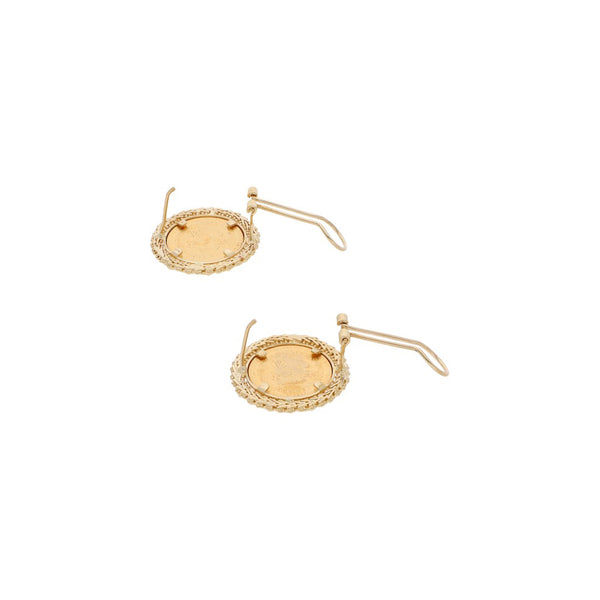 Aretes boleados con aplicación moneda de dos pesos oro mexicano 21.6 kilates en oro amarillo 14 kilates.