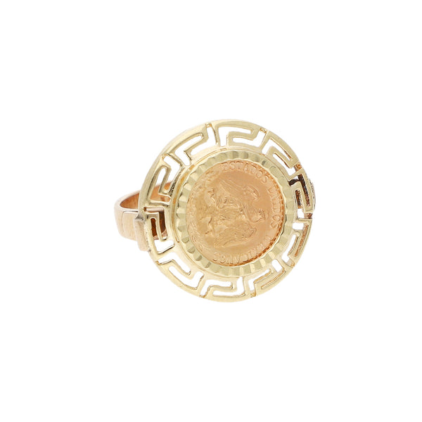 Anillo calado con una moneda de dos pesos oro mexicano 21.6 kilates en oro amarillo 14 kilates.
