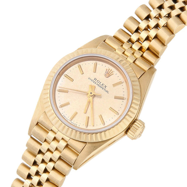 Reloj Rolex para dama modelo Oyster Perpetual en oro dos tonos 18 kilates.