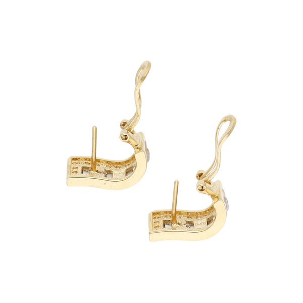 Aretes diseño especial con sintéticos en oro dos tonos 14 kilates.