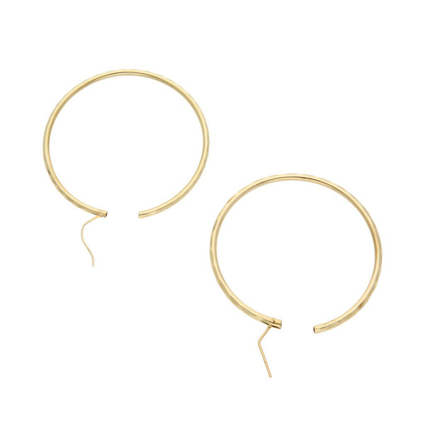 Arracadas facetadas en oro amarillo 12 kilates.