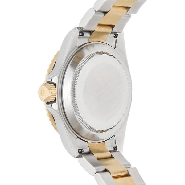 Reloj Rolex para caballero modelo Oyster Perpetual Date Submariner vistas oro amarillo 18 kilates.