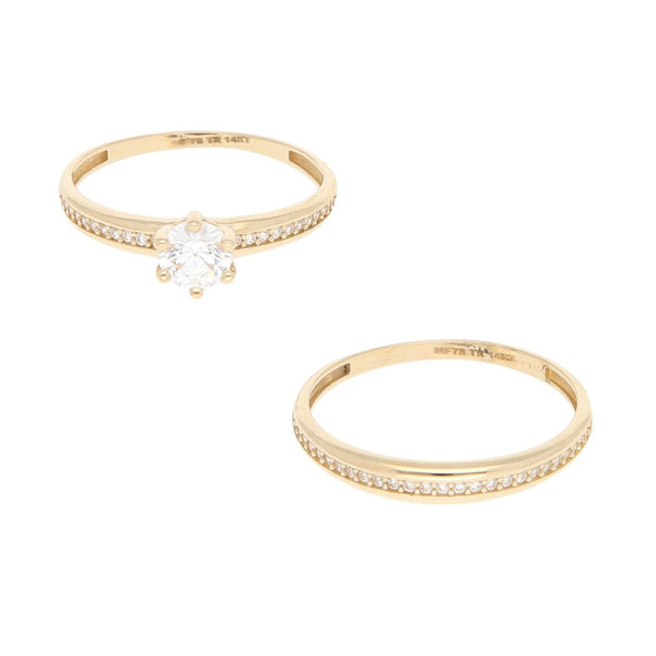 Dos anillos diseño especial con sintéticos en oro amarillo 14 kilates.