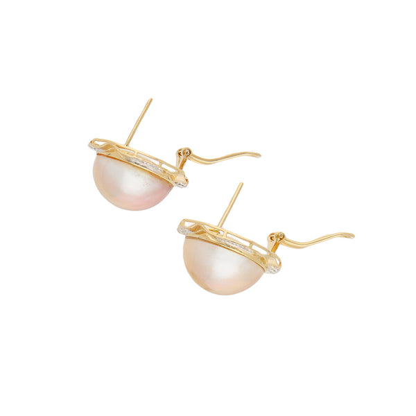 Juego anillo y aretes diseño especial con diamantes y perlas en oro amarillo 14 kilates.