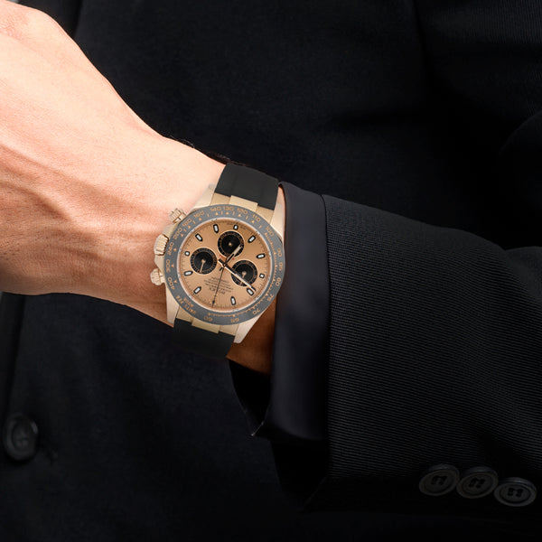 Reloj Rolex para caballero modelo Oyster Perpetual Cosmograph Daytona caja y broche en oro rosa 18 kilates.