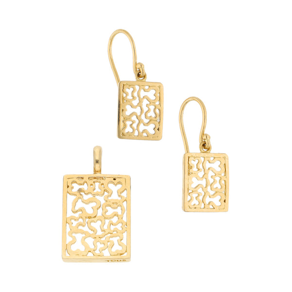 Juego de aretes y dije calado firma Tous en oro amarillo 18 kilates.