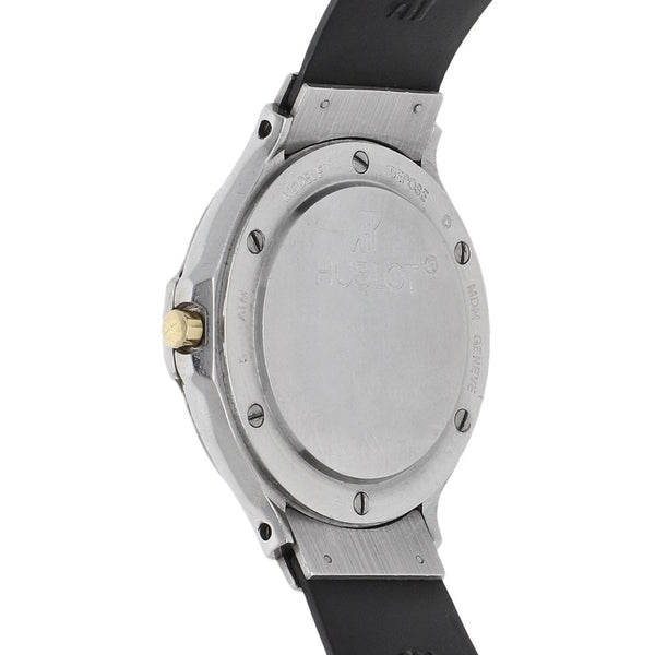 Reloj Hublot para dama modelo Classic vistas oro amarillo 18 kilates.