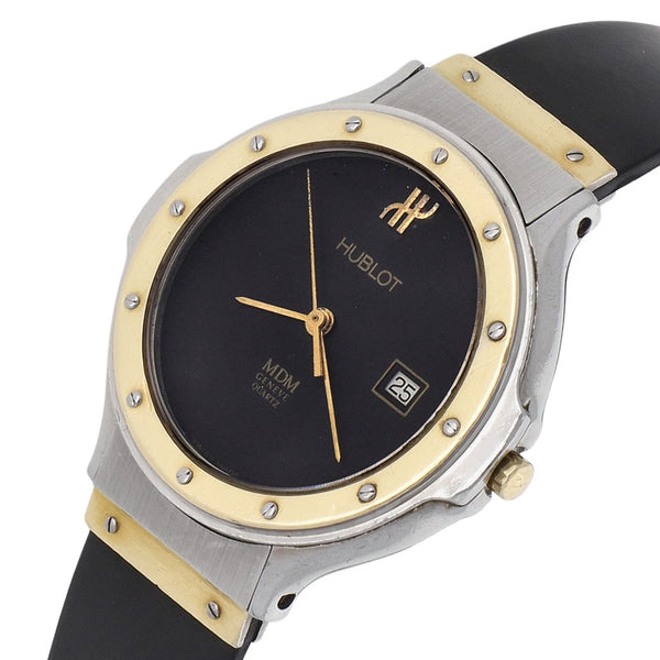 Reloj Hublot para dama modelo Classic vistas oro amarillo 18 kilates.