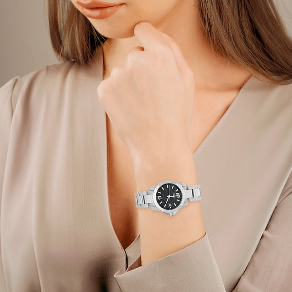 Reloj Longines para dama modelo Conquest.