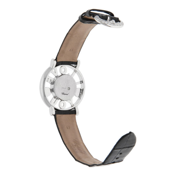 Reloj Chopard para dama modelo Happy Diamonds caja y broche en oro blanco 18 kilates.
