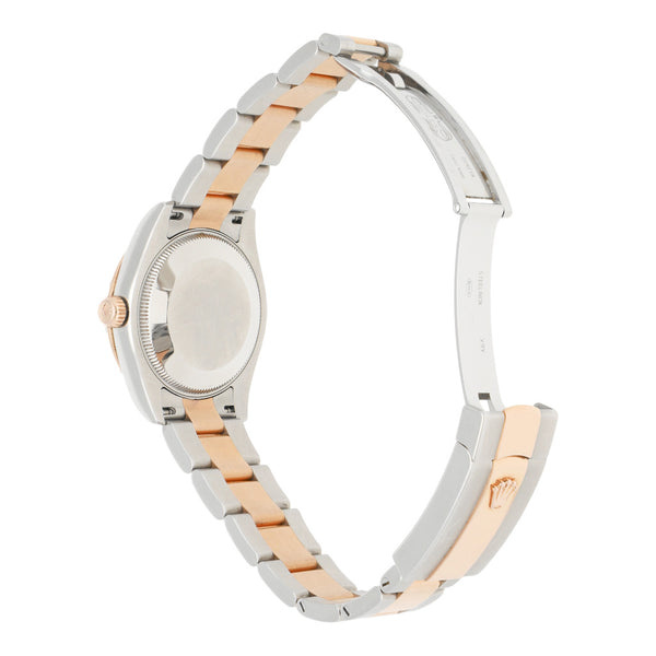 Reloj Rolex para dama modelo Oyster Perpetual DateJust vistas en oro rosa 18 kilates.