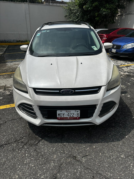 FORD ESCAPE SE PLUS/ TA/ A/AC. AUT./ PIEL/ GPS/ QCP/ RA-18