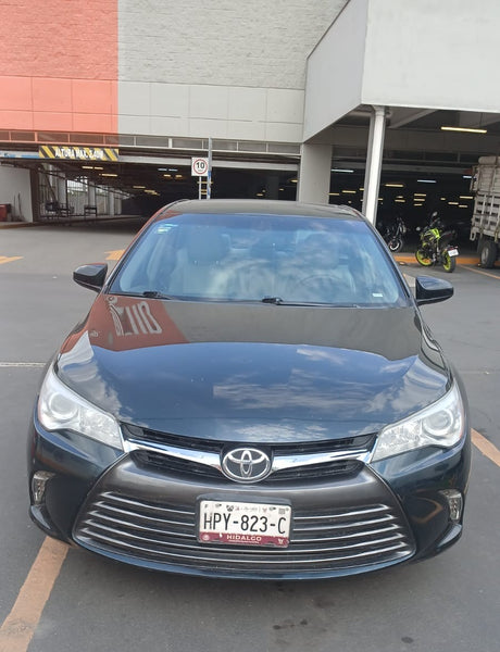 TOYOTA CAMRY XLE TA