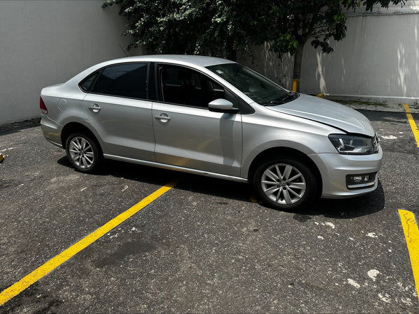 VOLKSWAGEN VENTO HIGHLINE/ TM5/ CLIMATRONIC/ VE/ MP3/ RA-15