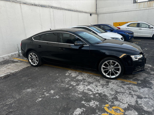 AUDI A5/ LUXURY/ 2.0T/ 225 HP/ MULTITRONIC/ PIEL/ GPS
