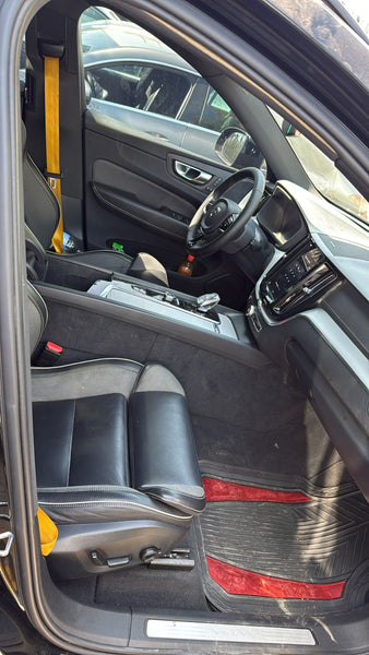 VOLVO XC60 T8E POLESTAR/ 2.0T/ PHEV/ TA/ RA-22/ 4X4