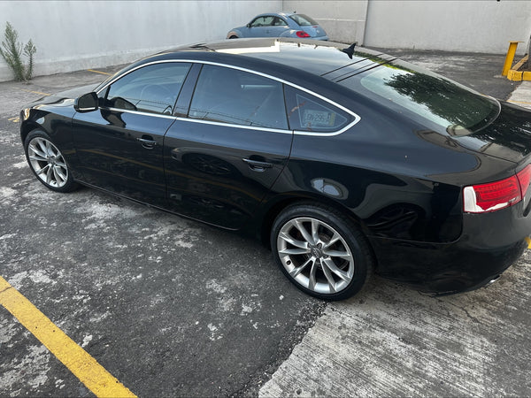 AUDI A5/ LUXURY/ 2.0T/ 225 HP/ MULTITRONIC/ PIEL/ GPS