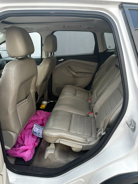 FORD ESCAPE SE PLUS/ TA/ A/AC. AUT./ PIEL/ GPS/ QCP/ RA-18