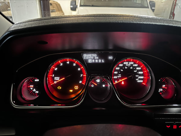 GMC ACADIA DENALI/ TA/ 7 PAS./ PIEL/ F. XENÓN/ RA-20 CROM./ 4X4