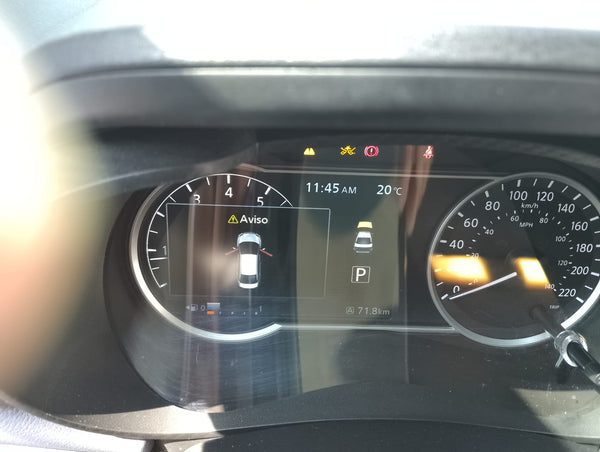 NISSAN VERSA ADVANCE CVT