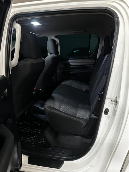 TOYOTA HILUX SR DOBLE CAB
