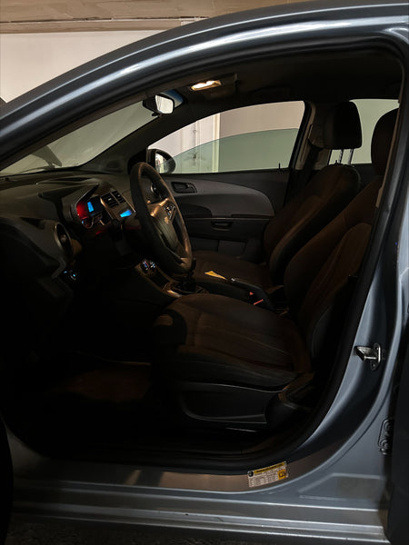 CHEVROLET SONIC LT A/A