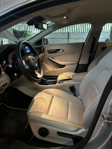 MERCEDES BENZ CLA 200 CGI SPORT