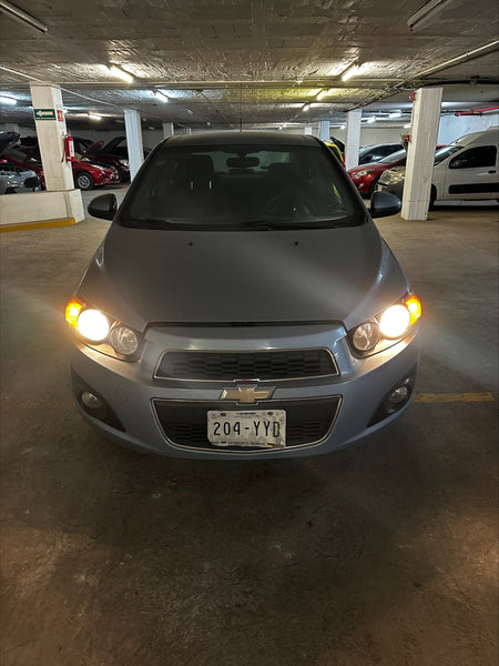 CHEVROLET SONIC LT A/A
