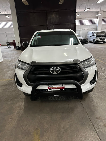 TOYOTA HILUX SR DOBLE CAB