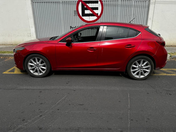MAZDA, MAZDA3 HB S