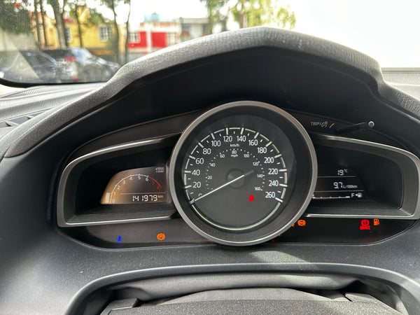 MAZDA, MAZDA3 HB S