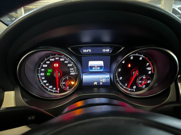 MERCEDES BENZ CLA 200 CGI SPORT