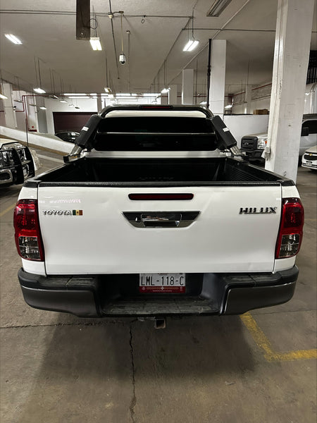 TOYOTA HILUX SR DOBLE CAB