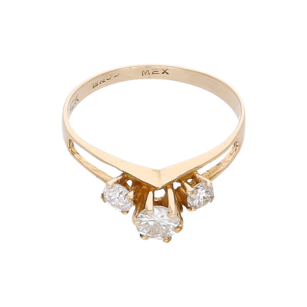 Anillo calado liso con diamantes en oro amarillo 10 kilates.