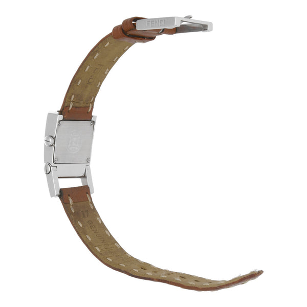 Reloj Fendi para dama en acero inoxidable correa piel.