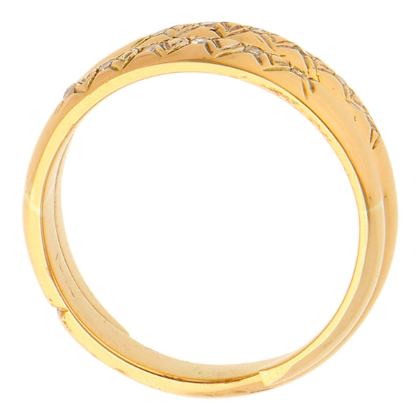 Anillo hechura especial con diamantes en oro amarillo 14 kilates.