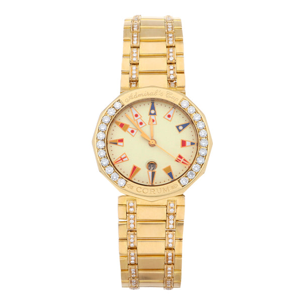 Reloj Corum para caballero modelo Admiral's Cup en oro amarillo 18 kilates.