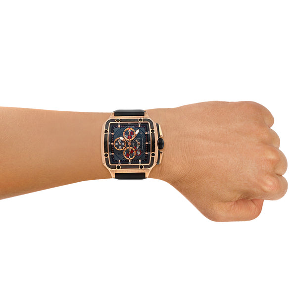 Reloj Cvstos para caballero modelo Evosquare-50 caja en oro rosa 18 kilates vistas carbono.