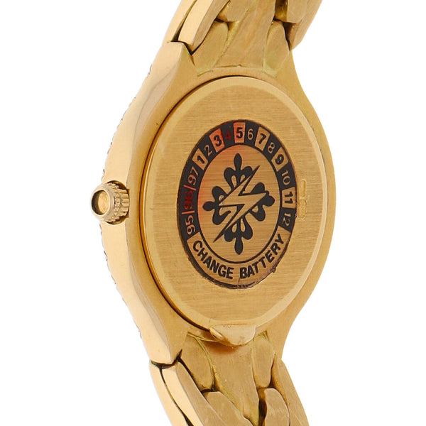 Reloj Patek-Philippe para dama en oro amarillo 18 kilates.