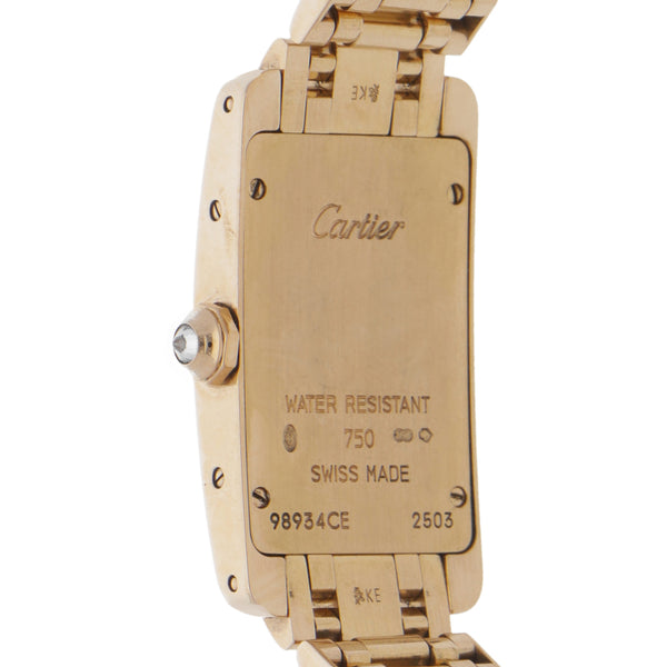 Reloj Cartier para dama modelo Tank Americaine en oro rosa 18 kilates.