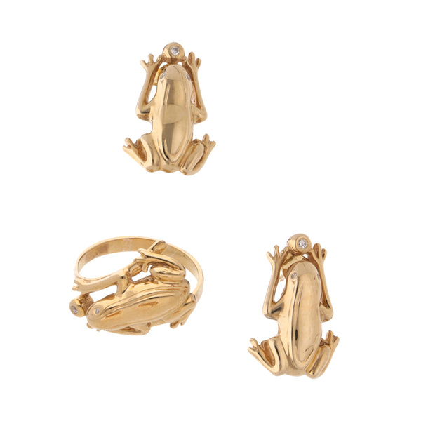 Juego de anillo y broqueles hechura especial motivo ranas con diamantes en oro amarillo 14 kilates.