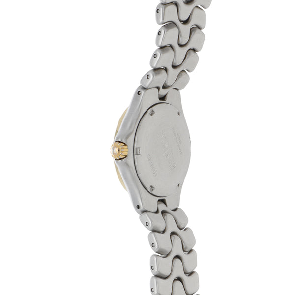 Reloj Ebel para dama modelo Sportwave bisel en oro amarillo 18 kilates.