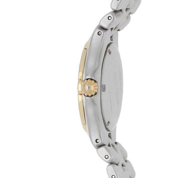 Reloj Ebel para dama modelo Sportwave bisel en oro amarillo 18 kilates.