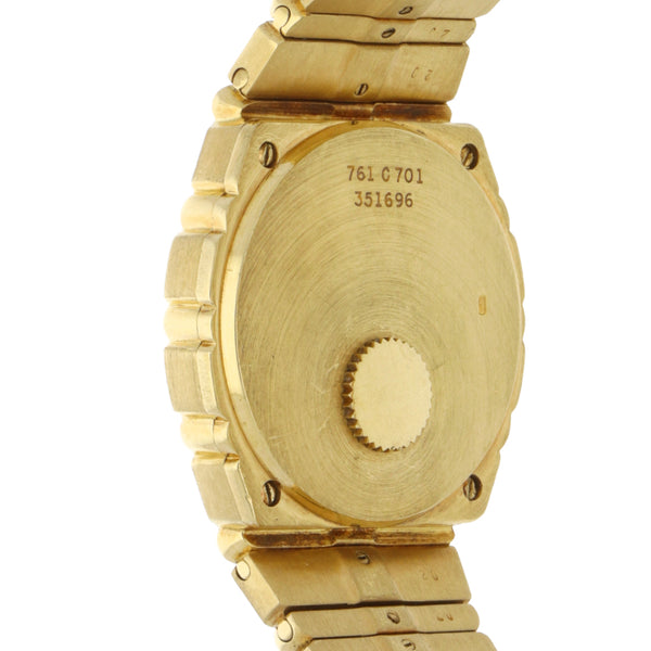 Reloj Piaget para dama modelo Polo en oro amarillo 18 kilates.