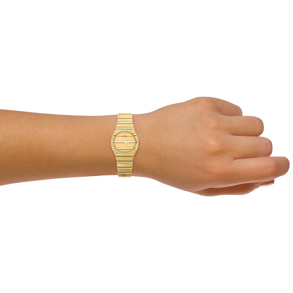 Reloj Piaget para dama modelo Polo en oro amarillo 18 kilates.