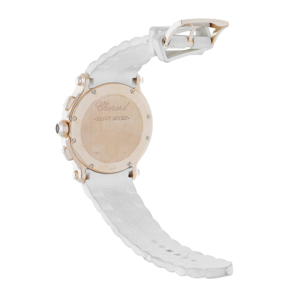 Reloj Chopard para dama modelo Happy Sport caja en oro rosa 18 kilates.