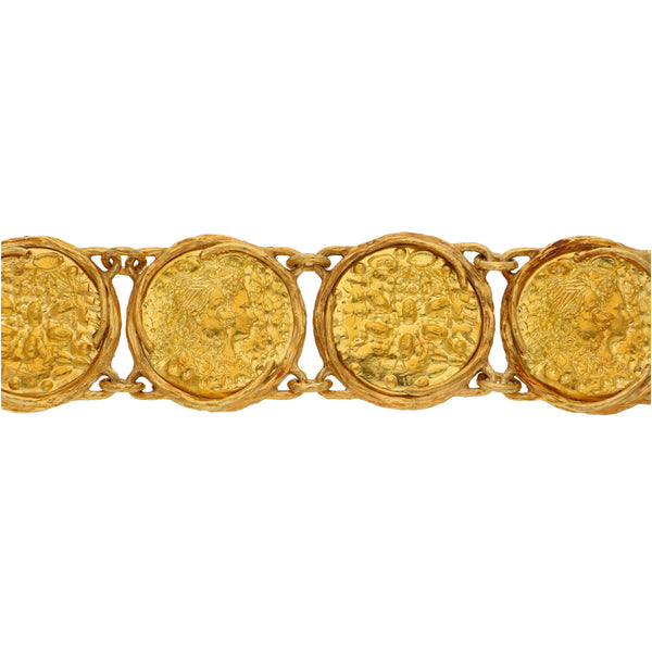 Pulsera hechura especial en oro amarillo 18 y 22 kilates.