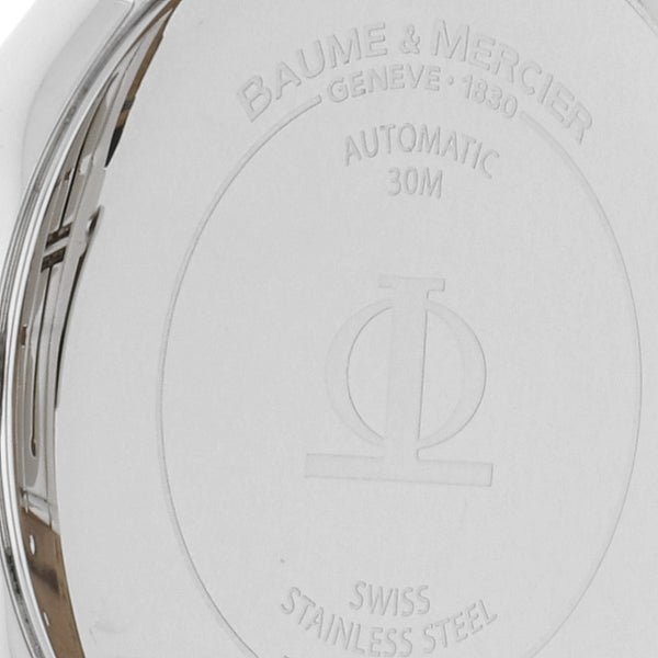 Reloj Baume & Mercier para caballero en acero inoxidable correa piel.