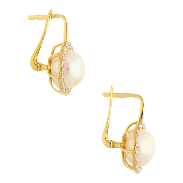 Aretes hechura especial con perlas y sintéticos en oro amarillo 14 kilates.